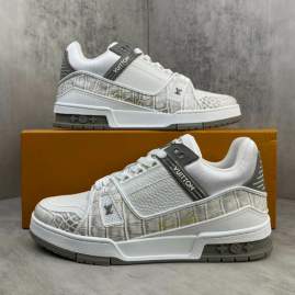 Picture of Louis Vuitton Shoes _SKULVsz38-45mnf101717281